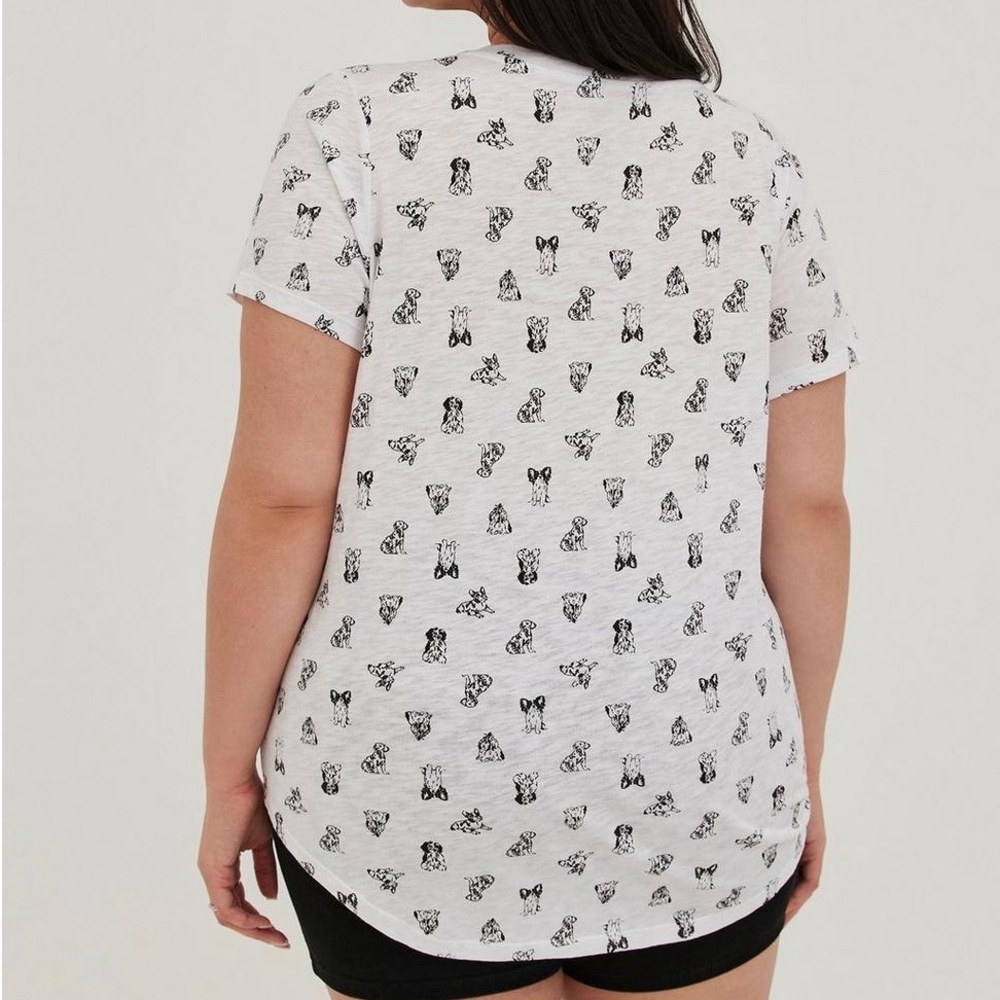 Torrid Dogs Print Heritage Pocket Tee - Picture 2 of 2